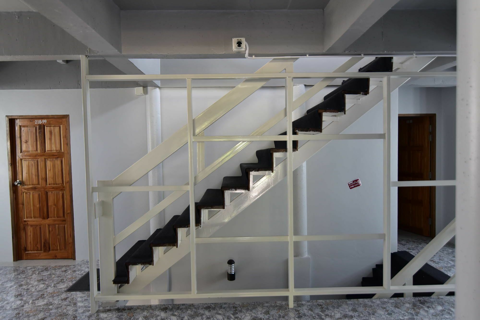 Easy Rooms And Minimart Ko Lanta Exterior foto